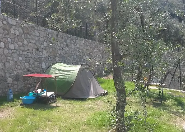 Agricampeggio Relax ברנצונה סול גארדה