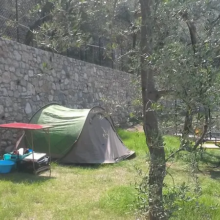 Agricampeggio Relax برنزوني سول جاردا