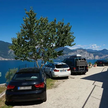 Agricampeggio Relax * Brenzone sul Garda