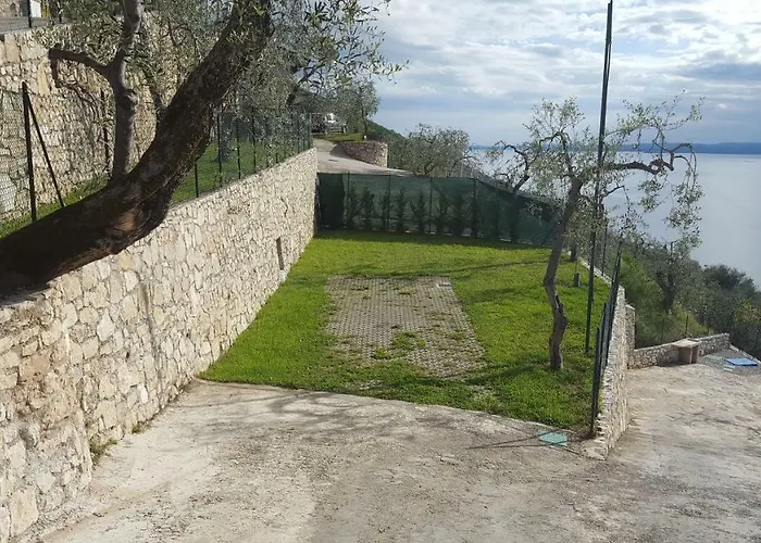 Agricampeggio Relax برنزوني سول جاردا